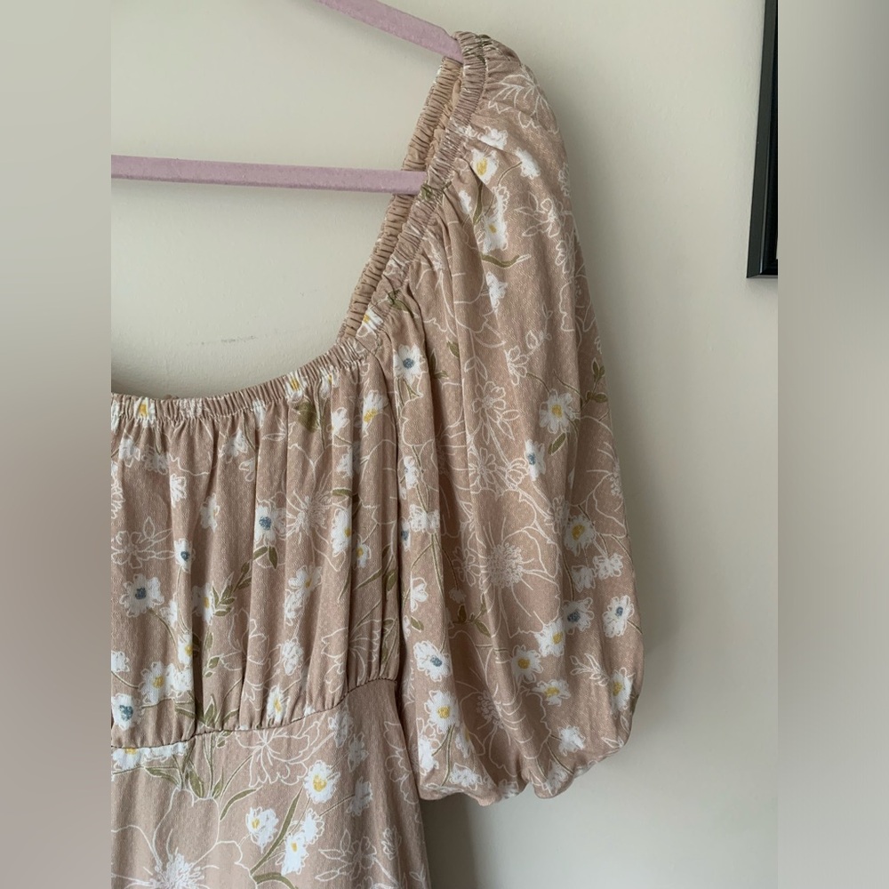 By Together Floral Puffed Sleeve Dress - Picture 2 of 10